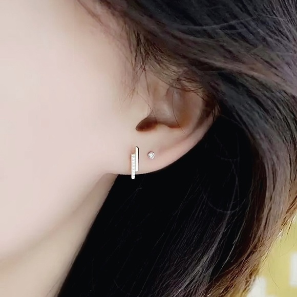 NEW Gold-Plated 925 Sterling Silver Asymmetrical CZ Bar Studs Inspired Style - Picture 7 of 13